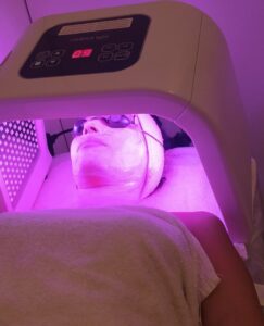 Luz LED profesional vs dispositivos caseros: la verdad científica