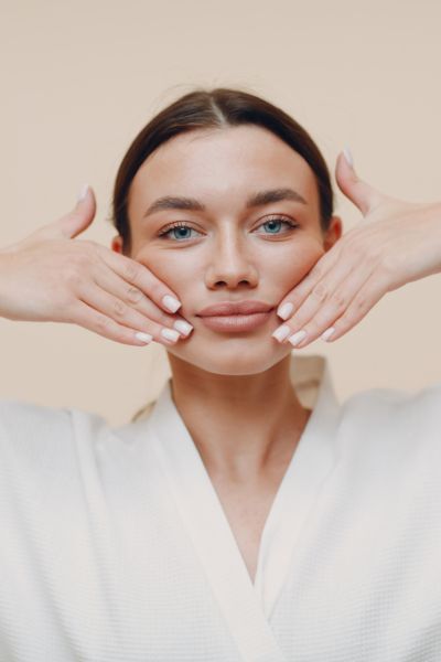 Flacidez Facial: Grados + Soluciones por Etapa